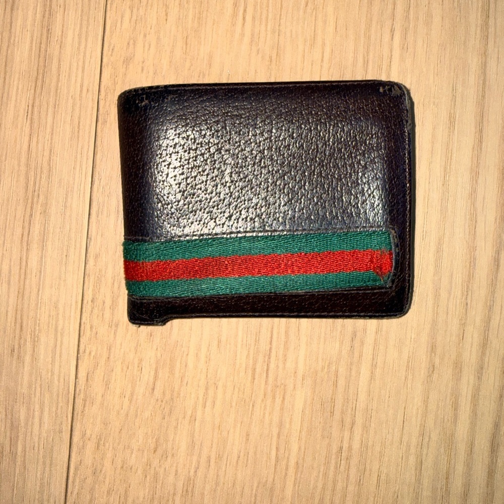Gucci Mens Brown Leather Bifold Wallet with Green and Red Stripe